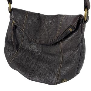 The Sak Pebbled Leather Crossbody Bag Chocolate Brown Hobo Purse Medium EUC